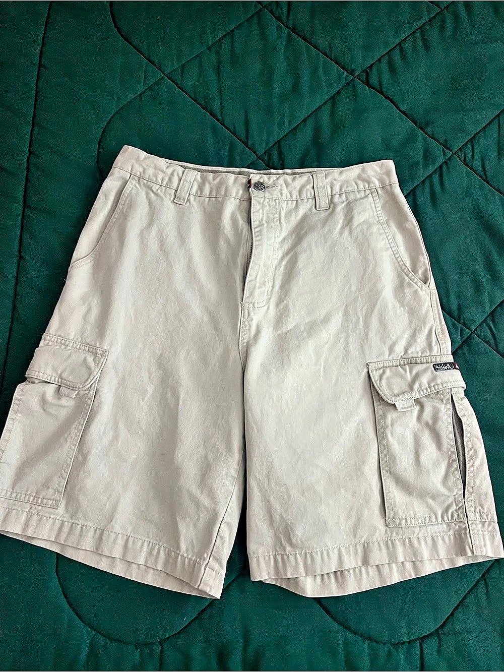 Quiksilver Men's Cargo Shorts Cotton Size 32 Like New